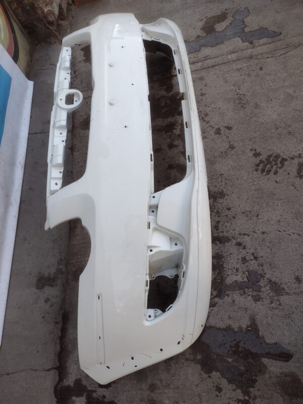 Parachoque delantero fiat strada trekking 2015 - 2019 - Imagen 4