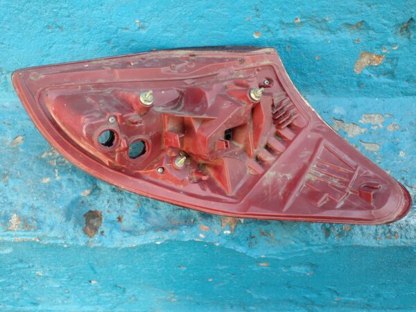 Foco trasero izquierdo Toyota RAV4 2009 - 2012 - Imagen 6
