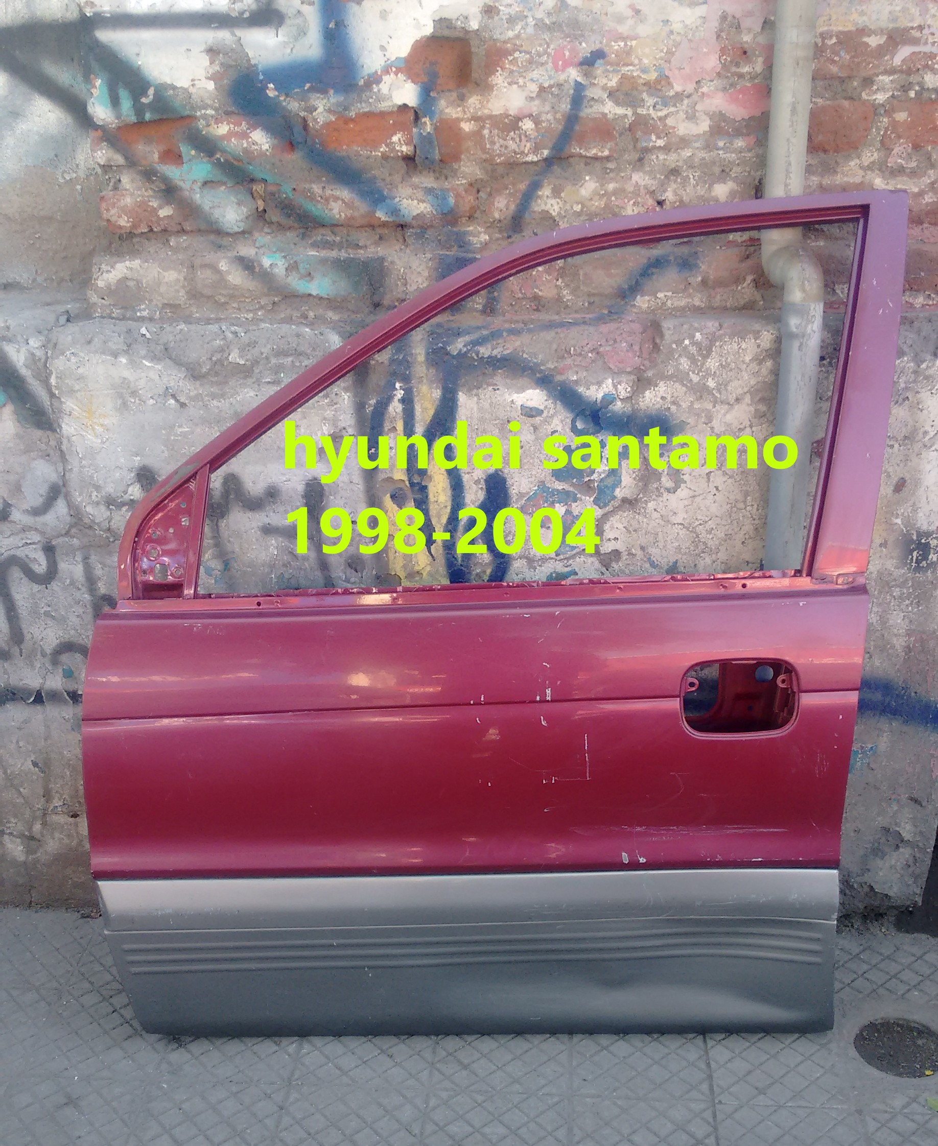 Puerta delantera izquierda hyundai santamo 1998 - 2004