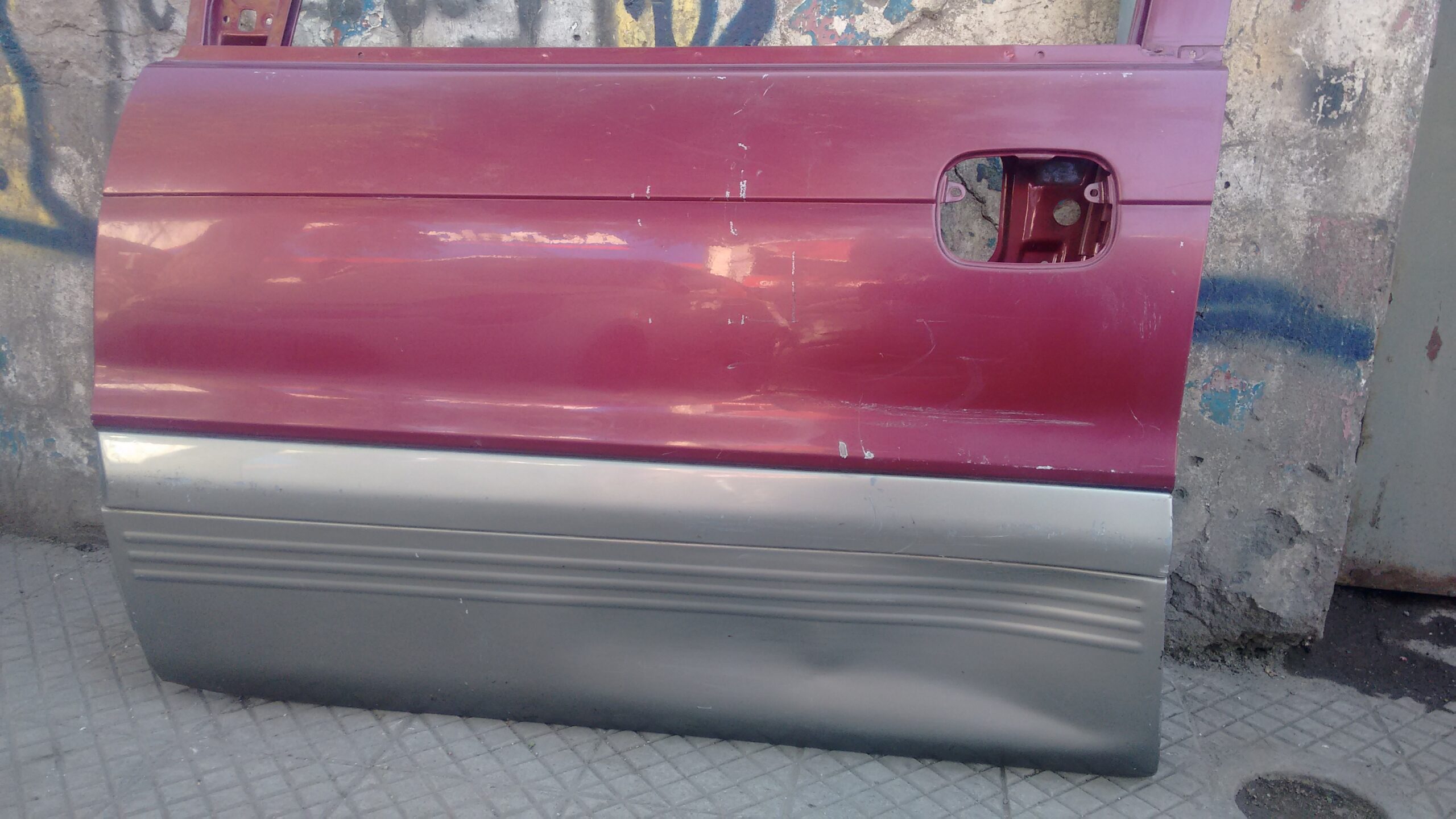 Puerta delantera izquierda hyundai santamo 1998 - 2004 - Imagen 3