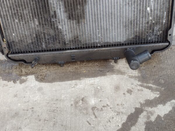 Radiador hyundai porter 2005 - 2010 - Imagen 3