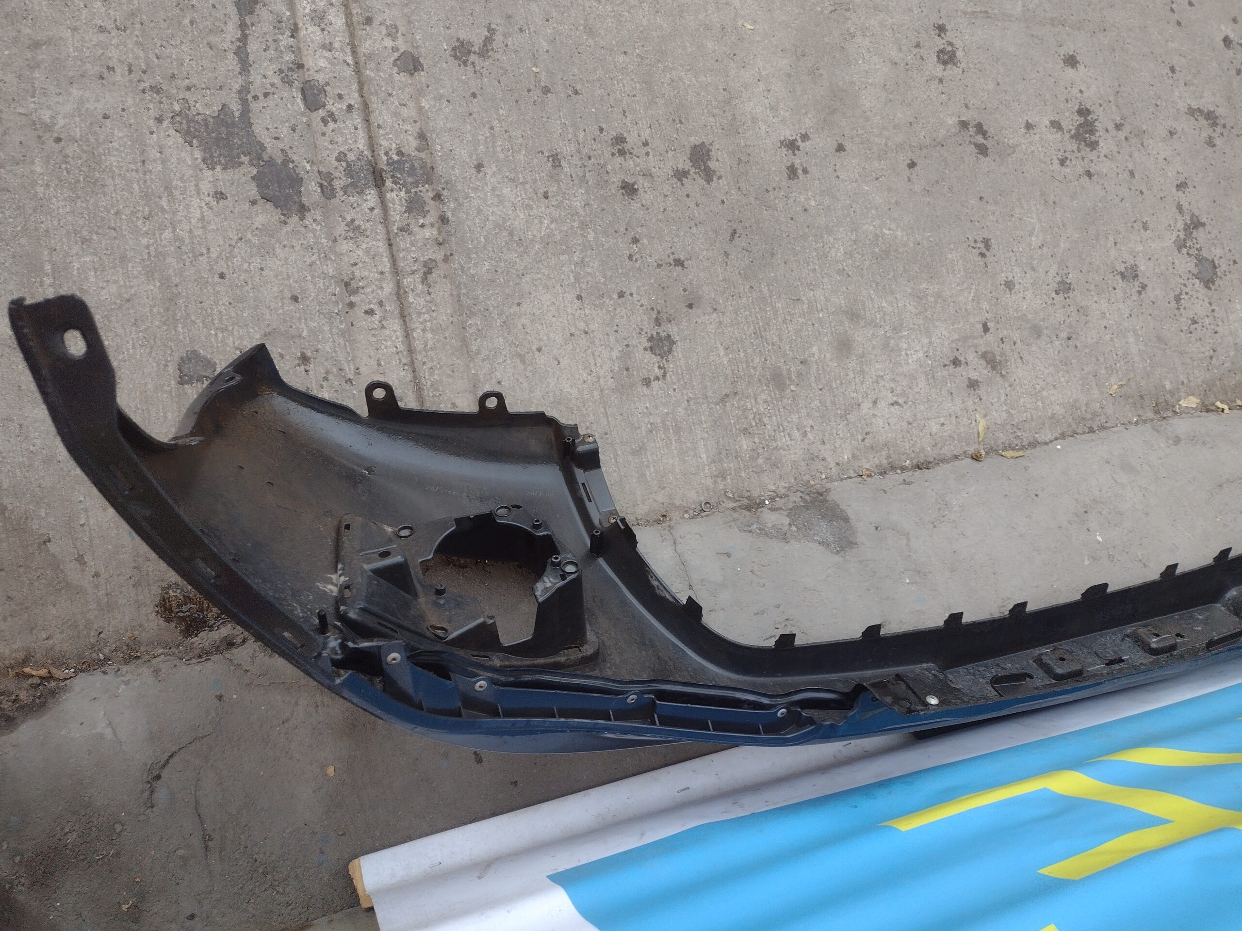 Parachoque delantero mitsubishi l200 2011 - 2015 - Imagen 8