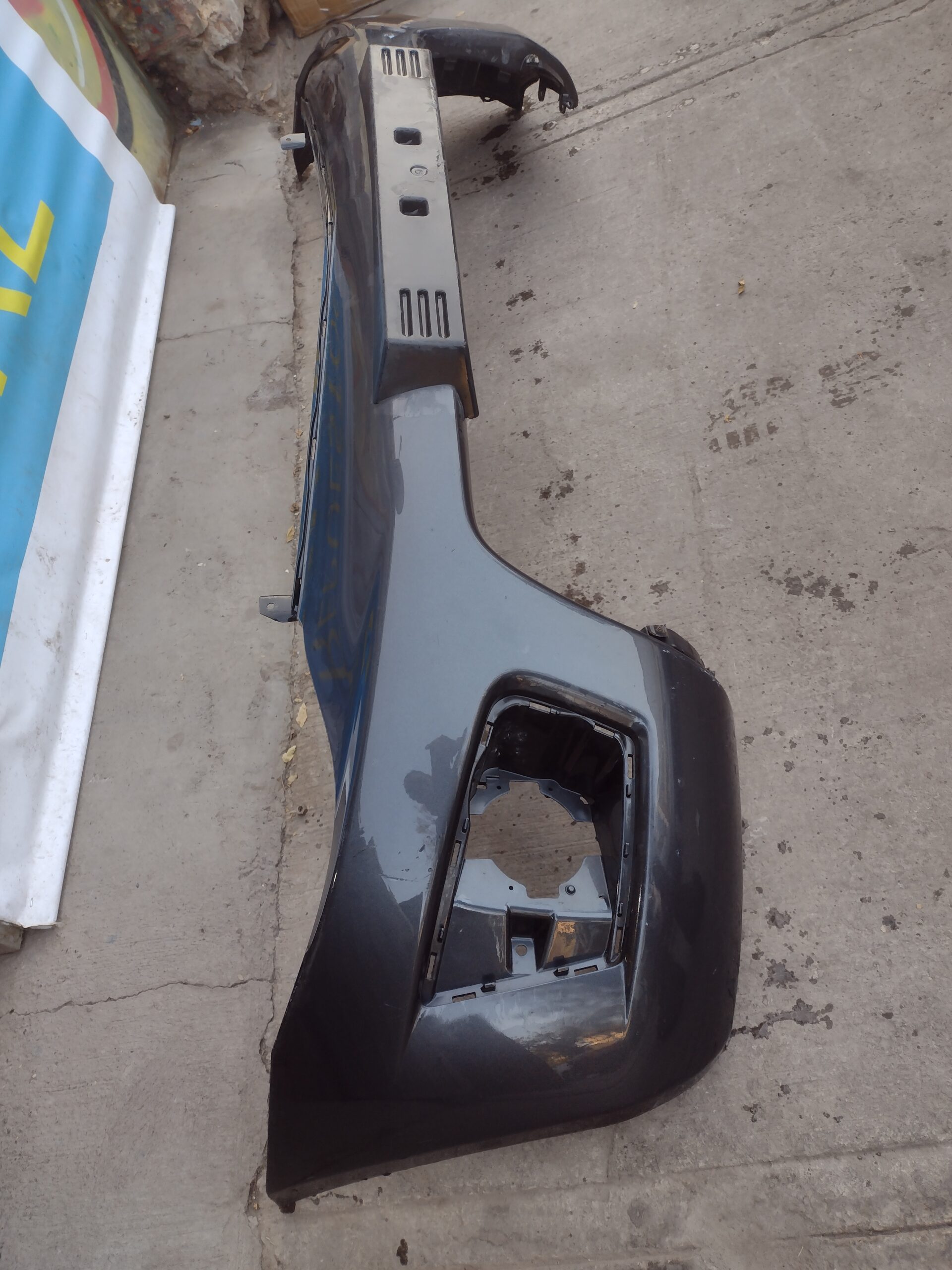 Parachoque delantero mitsubishi l200 2011 - 2015 - Imagen 3