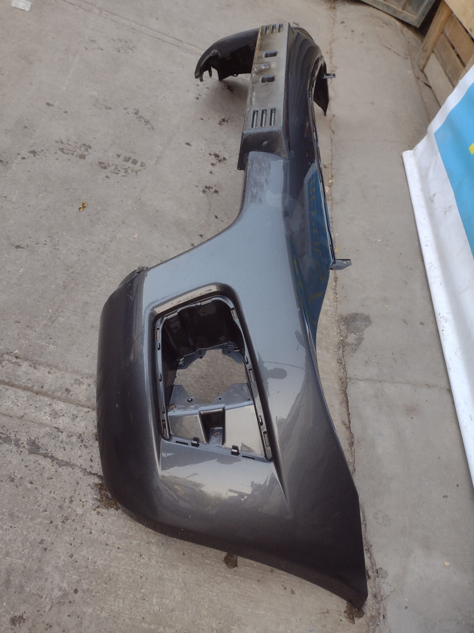 Parachoque delantero mitsubishi l200 2011 - 2015 - Imagen 4