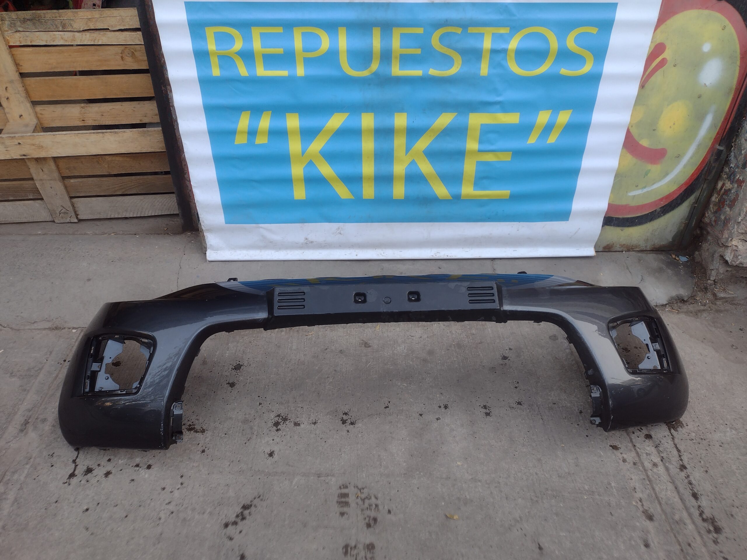 Parachoque delantero mitsubishi l200 2011 - 2015