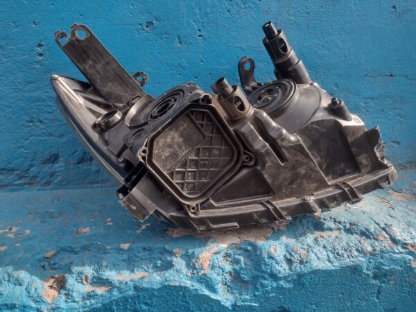 Optico izquierdo toyota rav4 2010 - 2012 - Imagen 6