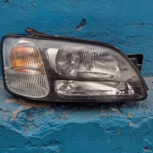 Optico derecho subaru legacy 2000 - 2002