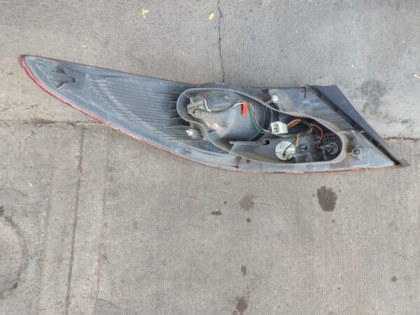 Foco trasero derecho Hyundai accent Rb 2011 - 2015 - Imagen 6