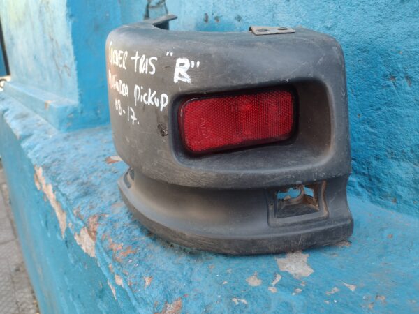 Corner trasero derecho Mahindra pickup 2008 - 2017