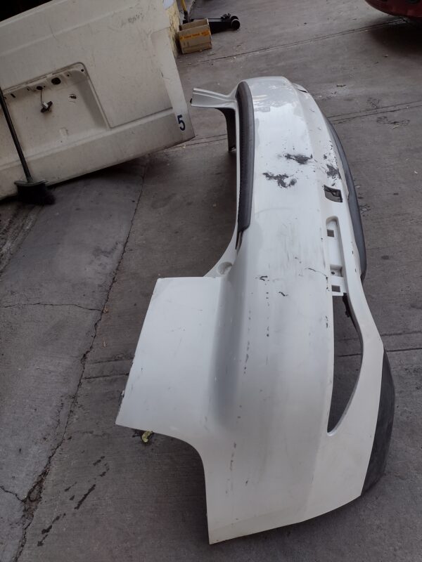 Parachoque trasero Mazda CX7 2009 - 2012 - Imagen 4