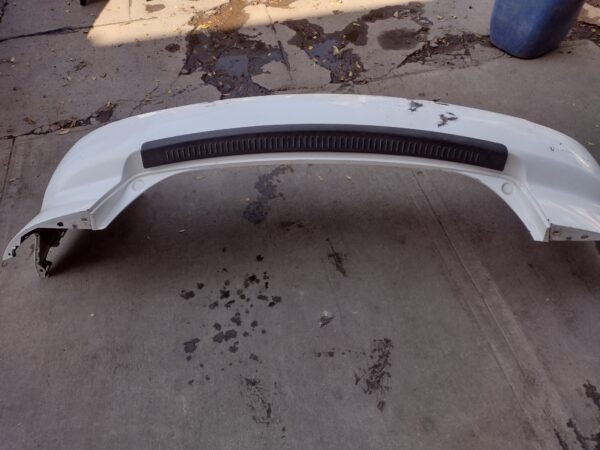 Parachoque trasero Mazda CX7 2009 - 2012 - Imagen 6