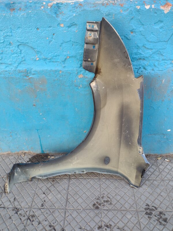 Tapabarro derecho Suzuki Swift 2006 - 2010 - Imagen 6