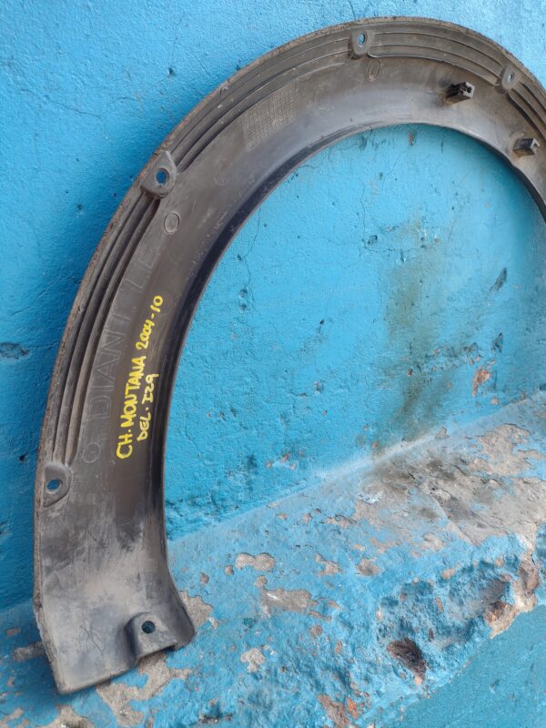 Moldura delantera izquierda Chevrolet Montana 2004 - 2010 - Imagen 6