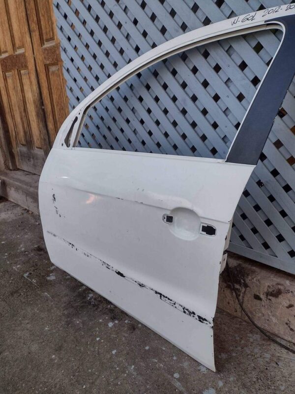 Puerta delantera izquierda Volkswagen gol 2012 - 2023 - Imagen 4