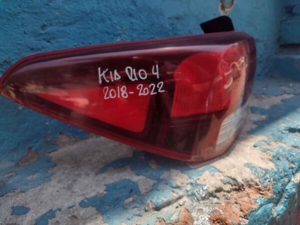 Foco trasero izquierdo Kia río 4 2018 - 2022 - Imagen 3
