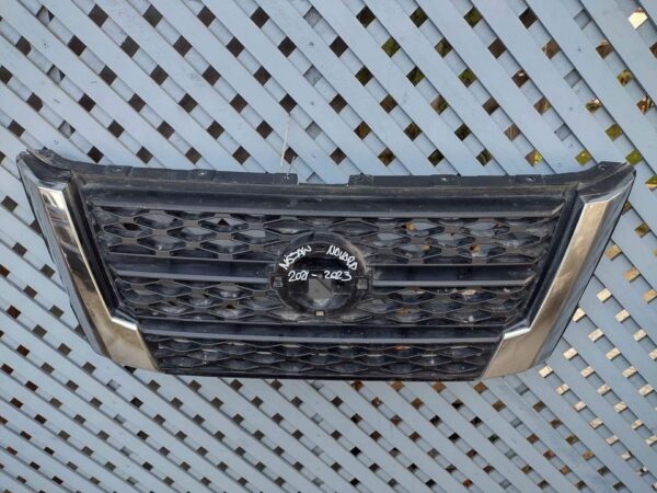 Mascara Nissan Navara 2021 - 2023 - Imagen 2