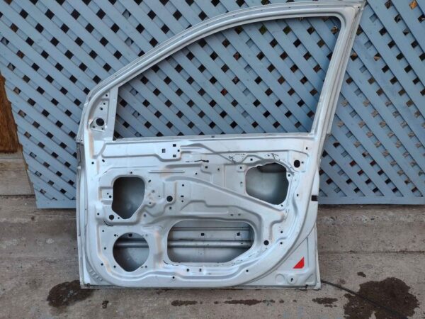 Puerta delantera derecha Hyundai Getz 2004 - 2010 - Imagen 6