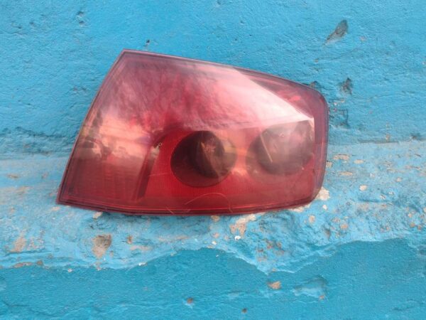 Foco trasero derecho Peugeot 407 2006 - 2010