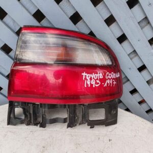 Foco trasero derecho Toyota Corona 1993 - 1997
