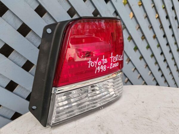 Foco trasero derecho Toyota Tercel 1998 - 2001 - Imagen 3