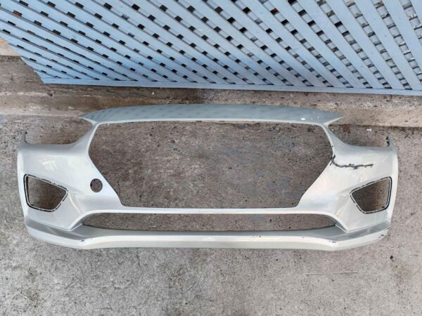 Parachoque delantero Hyundai Verna 2020 - 2023