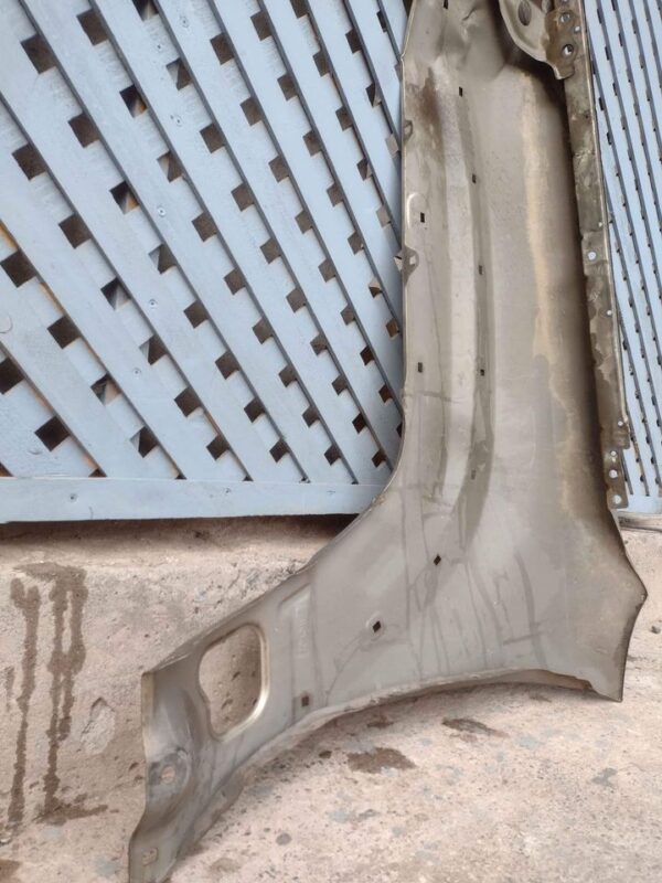 Tapabarro derecho Toyota 4runner 2003 - 2006 - Imagen 7