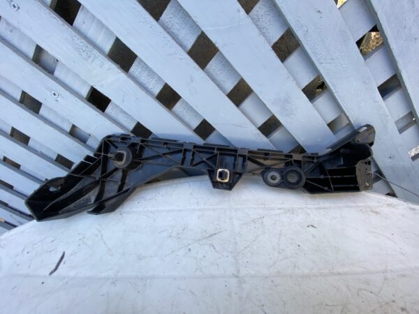 Mensula trasera izquierda Mazda 3 2010 - 2014 - Imagen 2