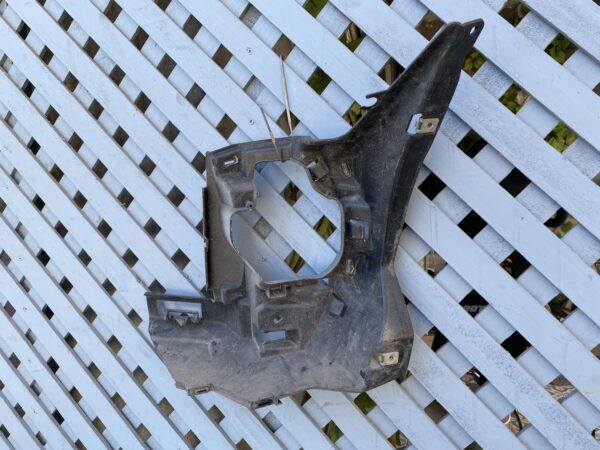 Soporte de neblinero derecho BMW F20/ F21 2011 - 2019 - Imagen 2