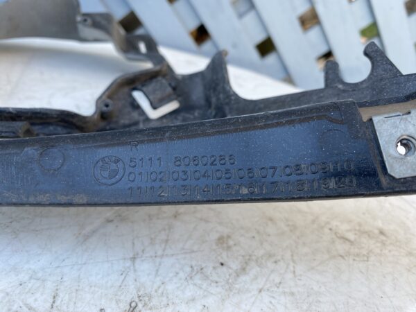 Soporte de neblinero derecho BMW F20/ F21 2011 - 2019 - Imagen 3