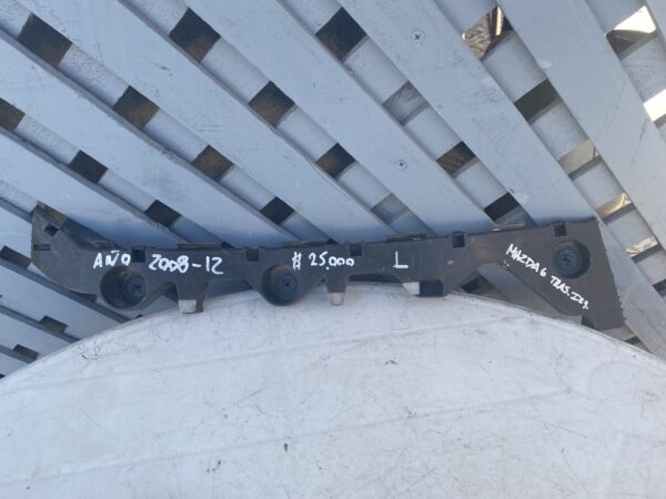Mensula trasera izquierda Mazda 6 2008 - 2012