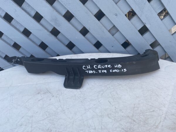 Mensula trasera izquierda Chevrolet Cruze Hatchback 2010 - 2015 - Imagen 3