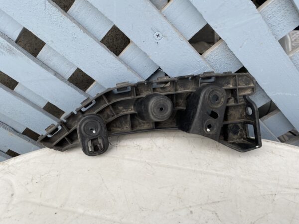 Mensula delantera izquierda Chevrolet Orlando 2011 - 2015 - Imagen 2