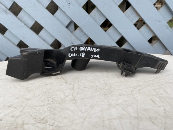 Mensula delantera izquierda Chevrolet Orlando 2011 - 2015 - Imagen 3