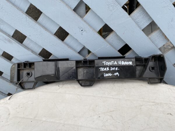 Mensula trasera derecha Toyota 4Runner 2006 - 2009