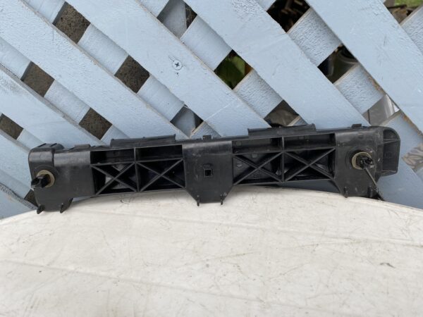 Mensula trasera derecha Toyota 4Runner 2006 - 2009 - Imagen 2