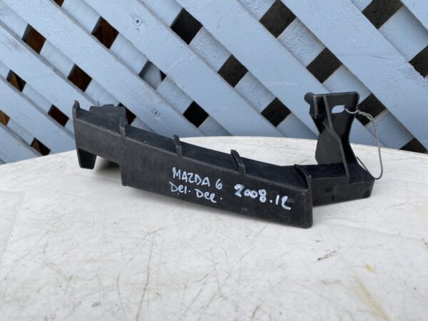 Mensula delantera derecha de óptico Mazda 6 2008 - 2012