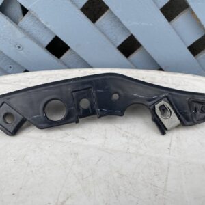 Mensula delantera izquierda Ford Fiesta 2011 - 2017