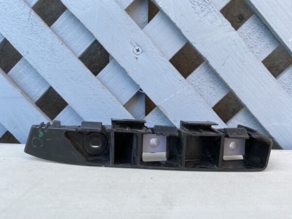 Mensula delantera izquierda Hyundai i10 2011 - 2014 - Imagen 2