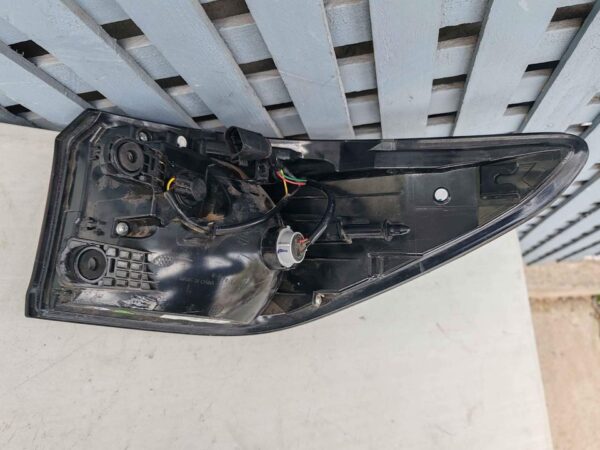 Foco trasero izquierdo MG ZS 2018 - 2022 - Imagen 6