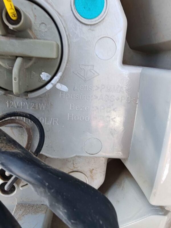 Foco trasero izquierdo Maxus T60 2017 - 2024 - Imagen 6