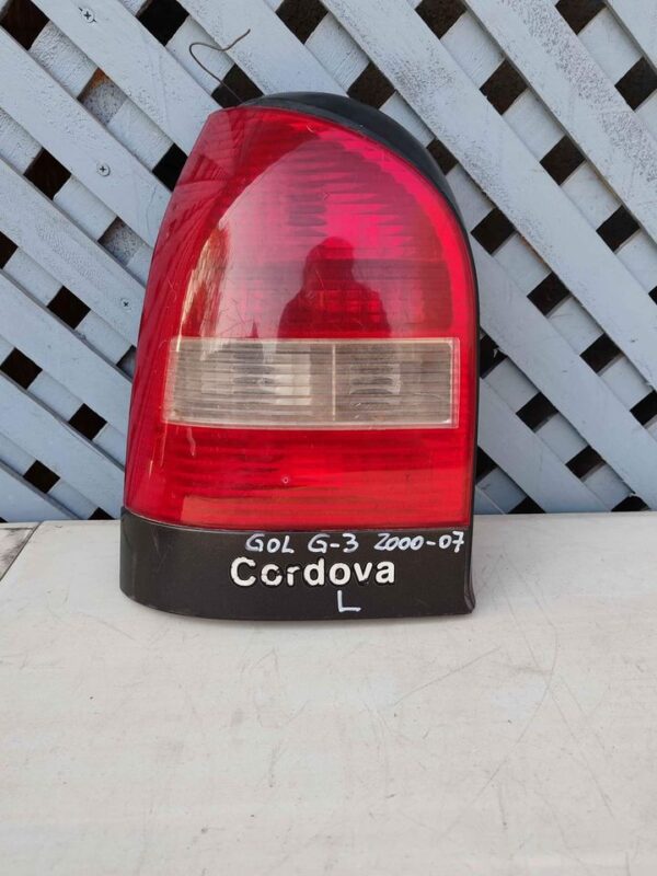 Foco trasero izquierdo Volkswagen Gol 2000 - 2006