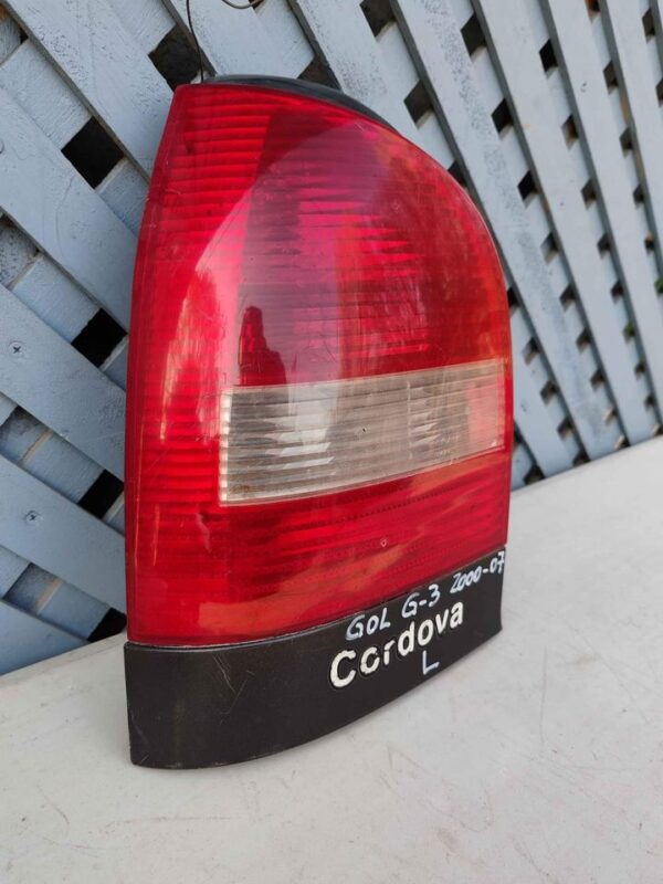 Foco trasero izquierdo Volkswagen Gol 2000 - 2006 - Imagen 2