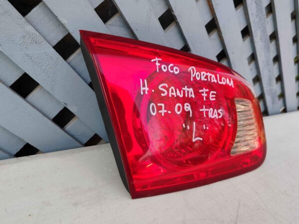 Foco trasero izquierdo de portalón Hyundai Santa fe 2006 - 2009 - Imagen 2
