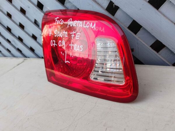 Foco trasero izquierdo de portalón Hyundai Santa fe 2006 - 2009 - Imagen 3