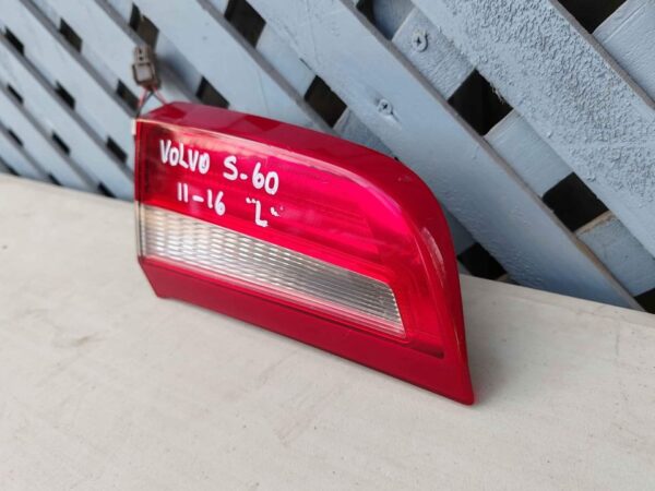 Foco trasero izquierdo de portalón volvo s60 2011 - 2016 - Imagen 4