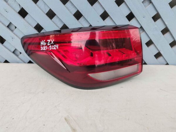 Foco trasero izquierod MG ZX 2021 - 2024