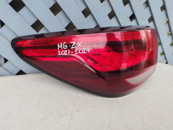 Foco trasero izquierod MG ZX 2021 - 2024 - Imagen 2