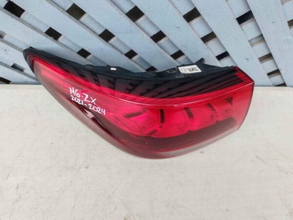 Foco trasero izquierod MG ZX 2021 - 2024 - Imagen 4