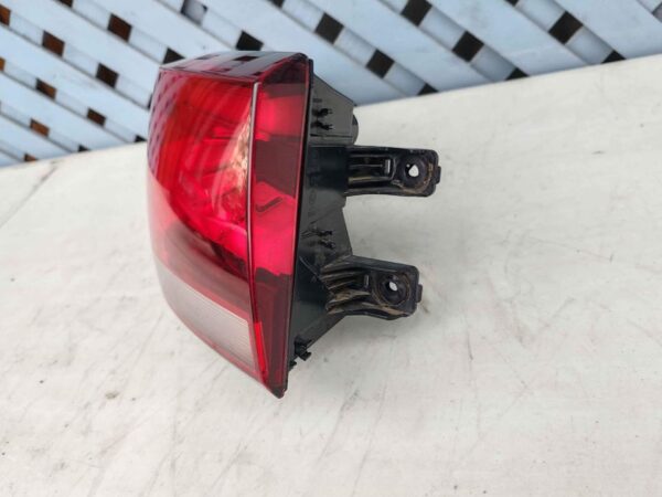 Foco trasero izquierod MG ZX 2021 - 2024 - Imagen 5