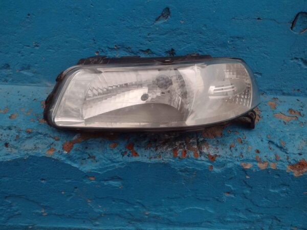 Optico izquierdo Volkswagen gol G3 2000 - 2005